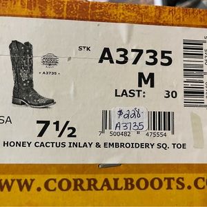 Cowboy Boots - Beautiful Corral Boots! Size 7.5
